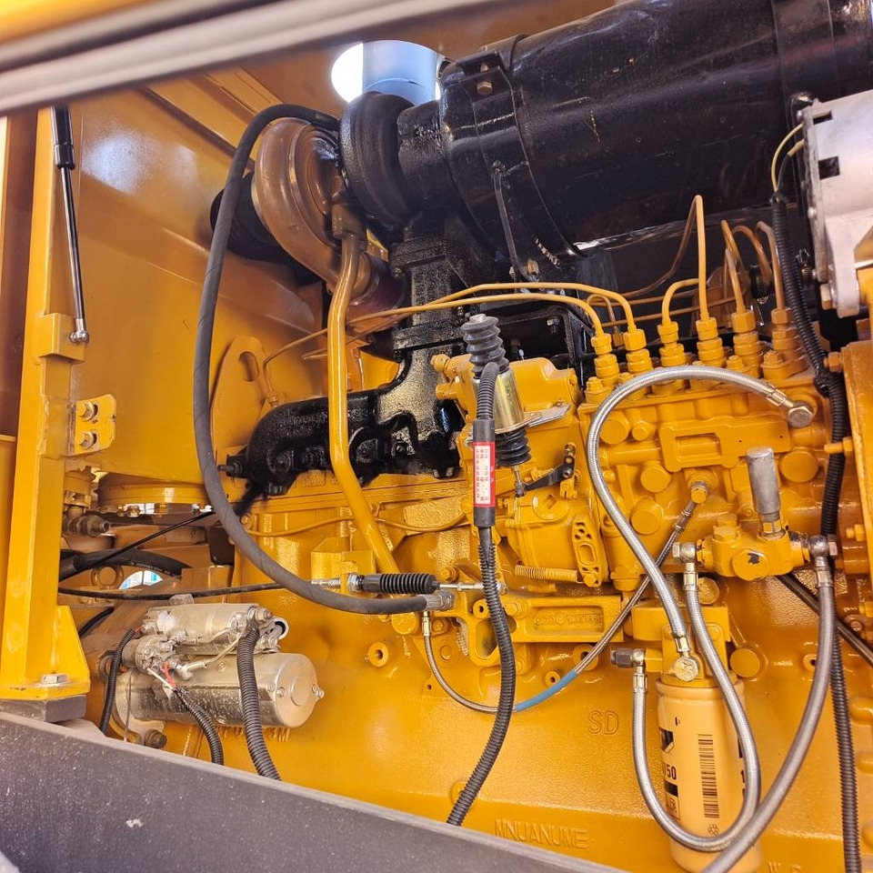 Chargeuse sur pneus SDLG LG 956 L