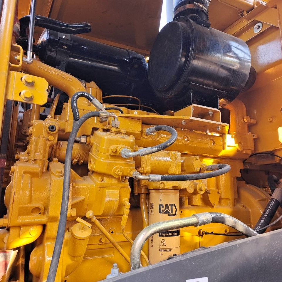 Chargeuse sur pneus SDLG LG 956 L