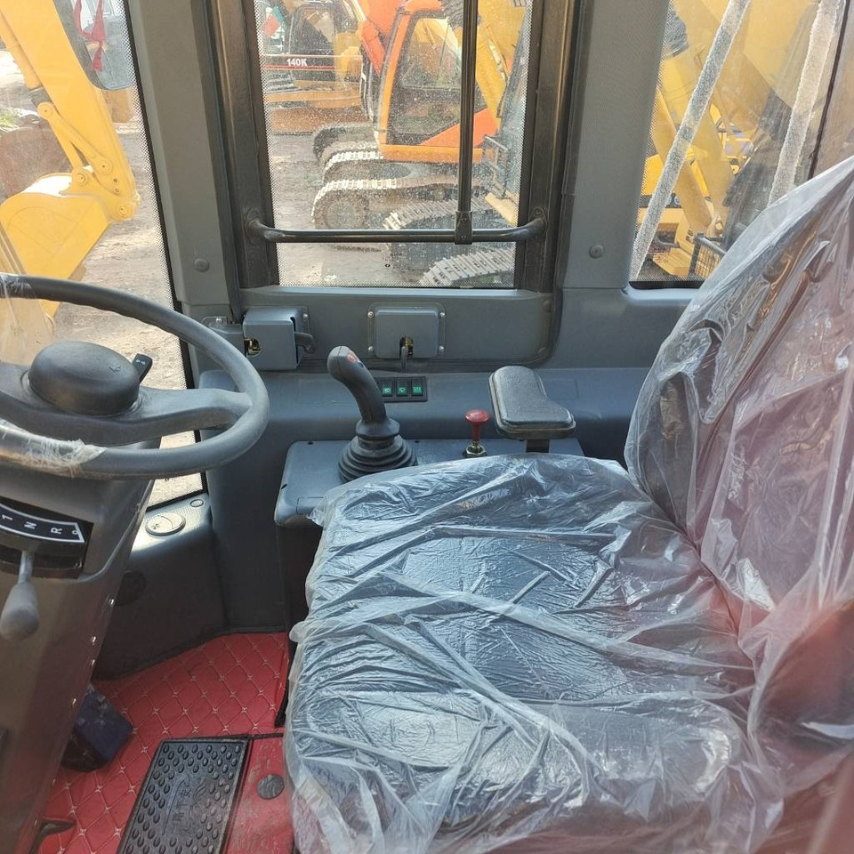 Chargeuse sur pneus SDLG LG 956 L