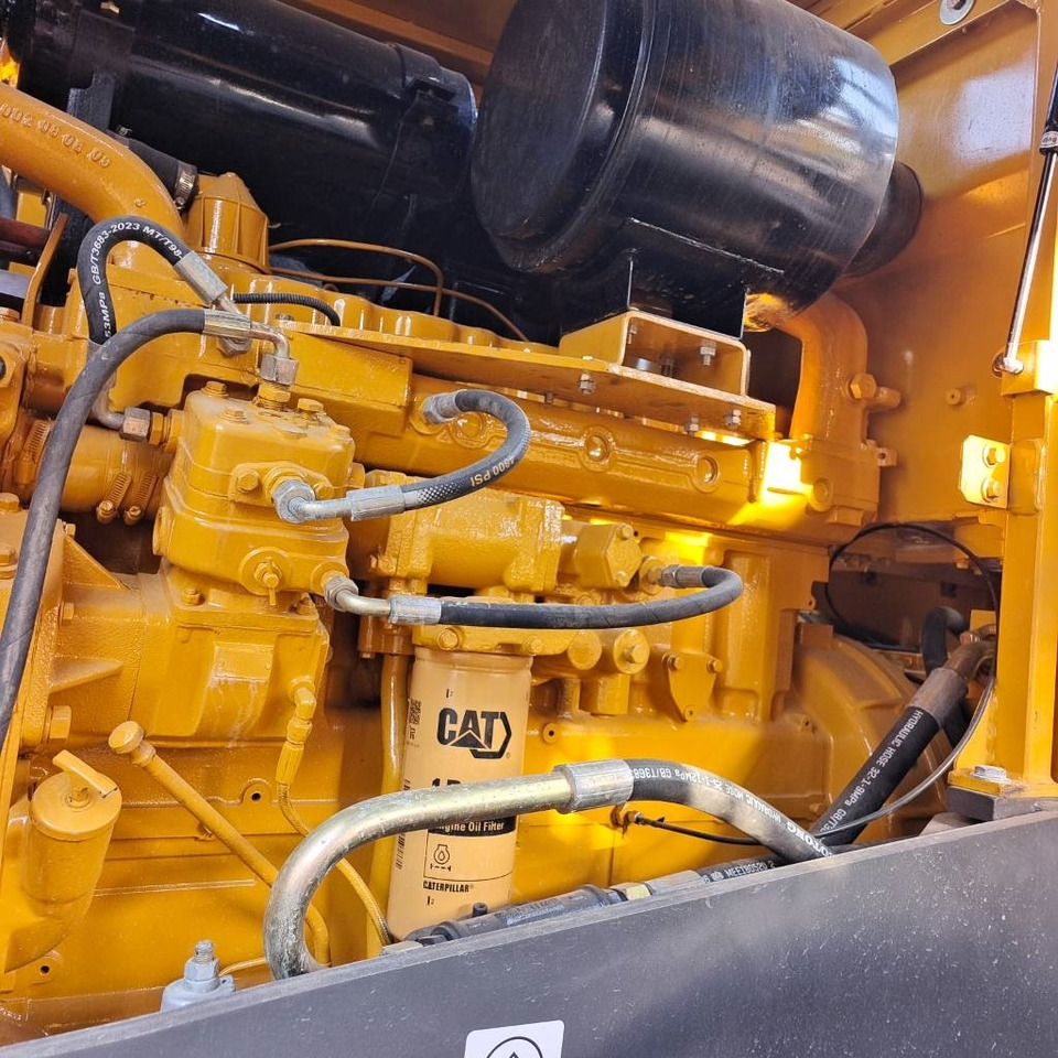 Chargeuse sur pneus SDLG LG 956 L