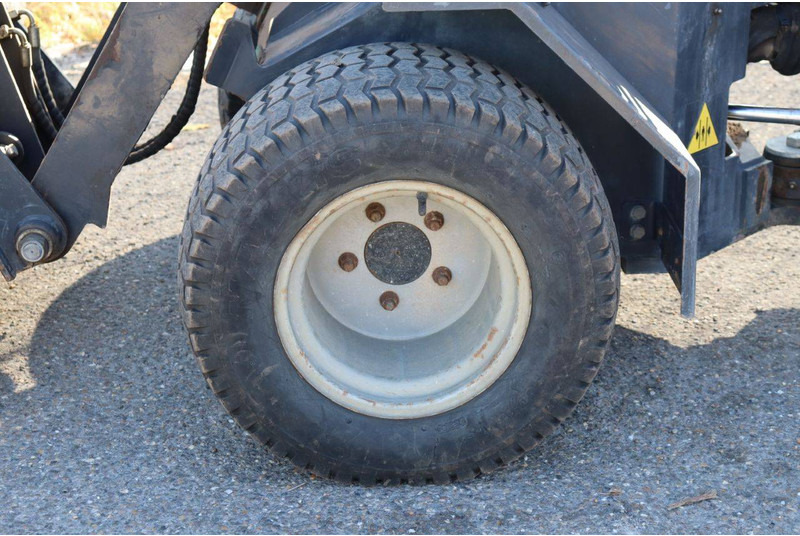 Chargeuse sur pneus SHERPA SHERPA 200