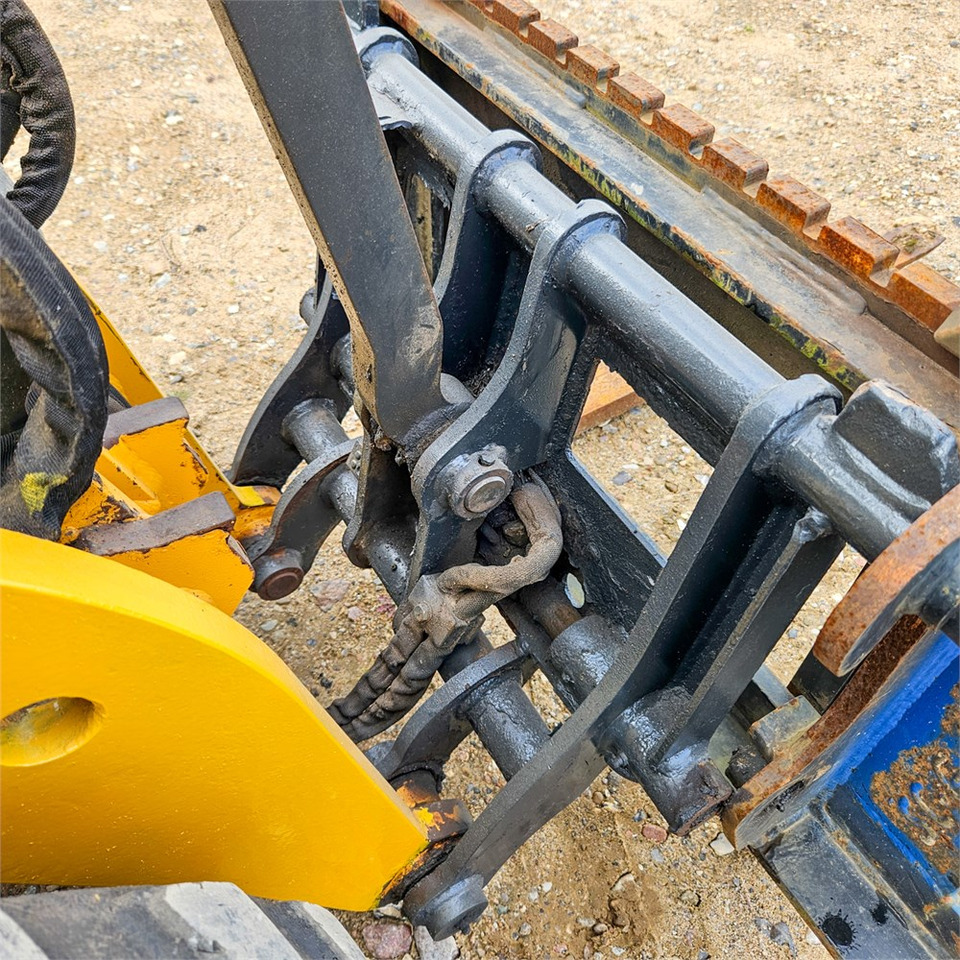 Chargeuse sur pneus Schaeff 2445