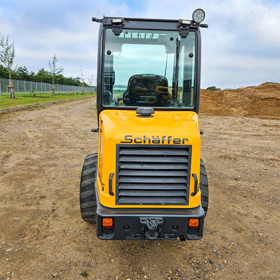 Chargeuse sur pneus Schaeff 2445