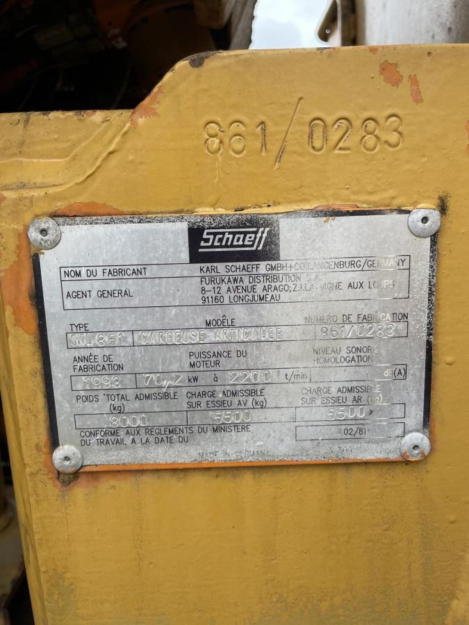 Chargeuse sur pneus Schaeff SJK 861