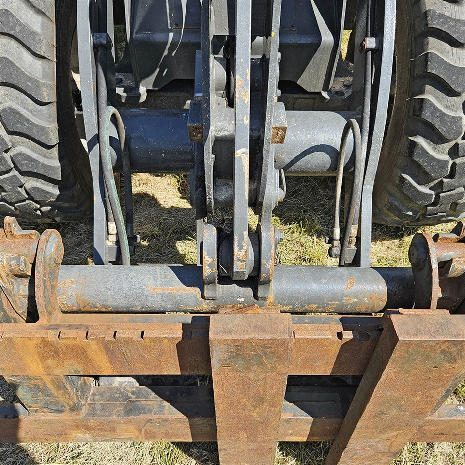 Chargeuse sur pneus Schaeff-Terex SKL 844