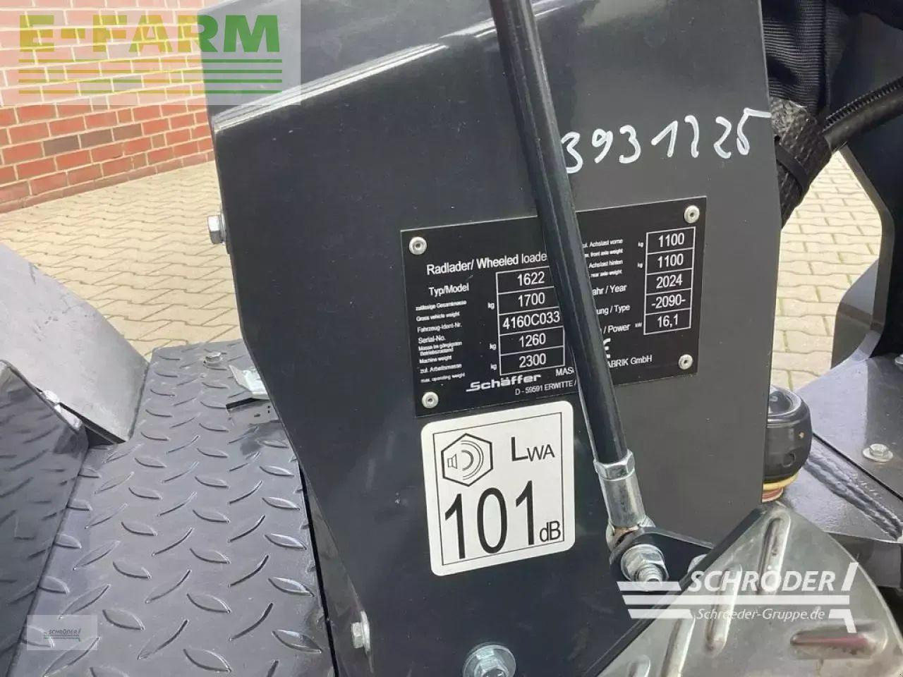 Chargeuse sur pneus Schäffer 1622