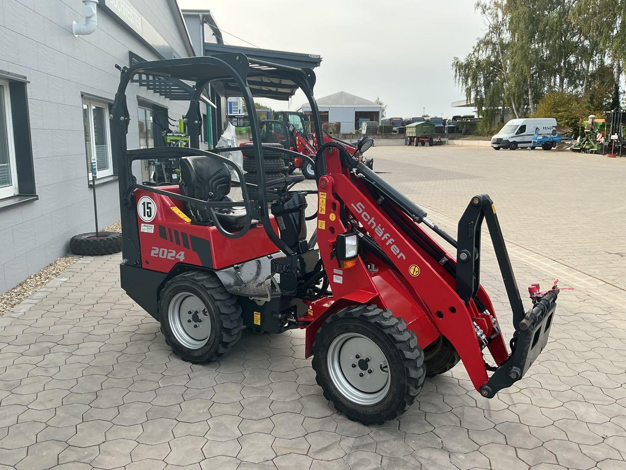 Chargeuse sur pneus Schäffer 2024