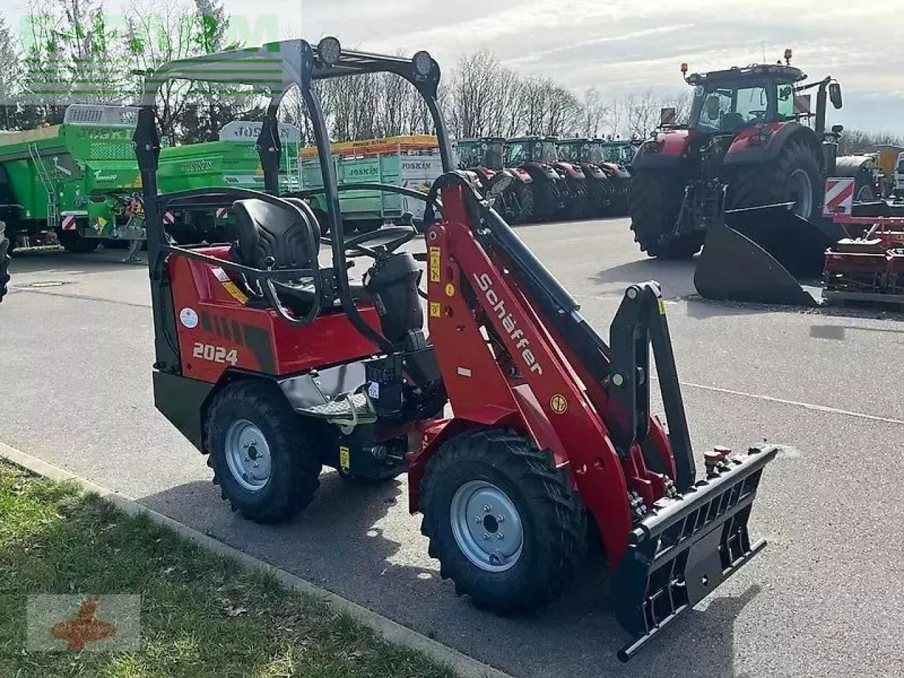 Chargeuse sur pneus Schäffer 2024