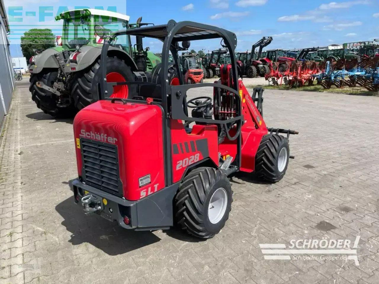 Chargeuse sur pneus Schäffer 2028 slt
