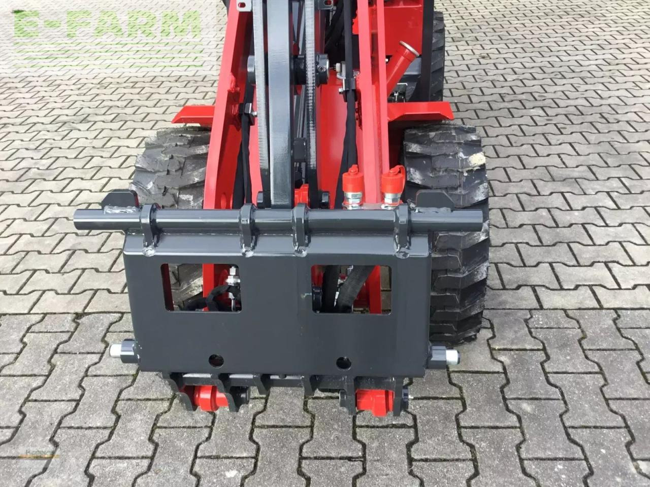 Chargeuse sur pneus Schäffer 2028 slt