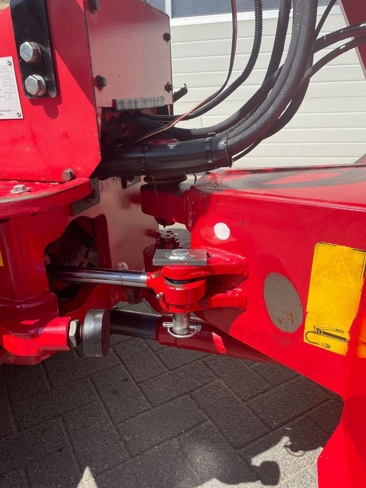 Chargeuse sur pneus Schäffer 2033