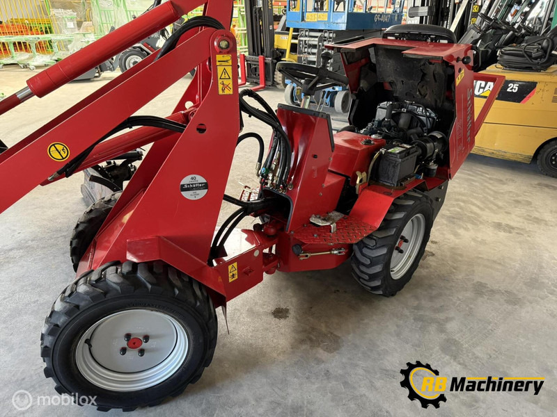 Chargeuse sur pneus Schäffer 217 S