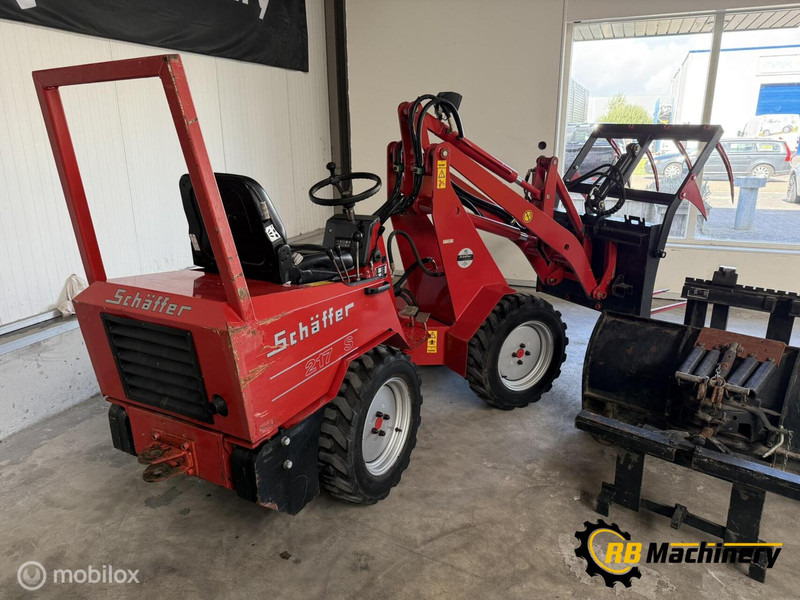 Chargeuse sur pneus Schäffer 217 S