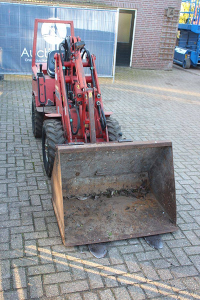 Chargeuse sur pneus Schäffer 222S