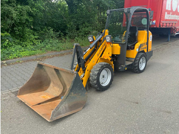 Chargeuse sur pneus Schäffer 2428 SLT