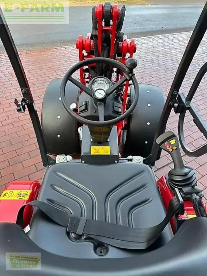 Chargeuse sur pneus Schäffer 2630