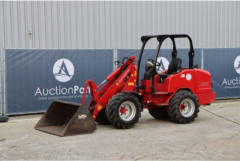 Chargeuse sur pneus Schäffer 3550