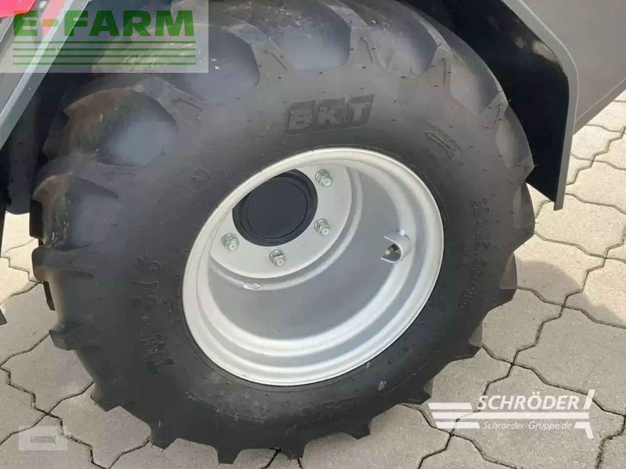 Chargeuse sur pneus Schäffer 3630