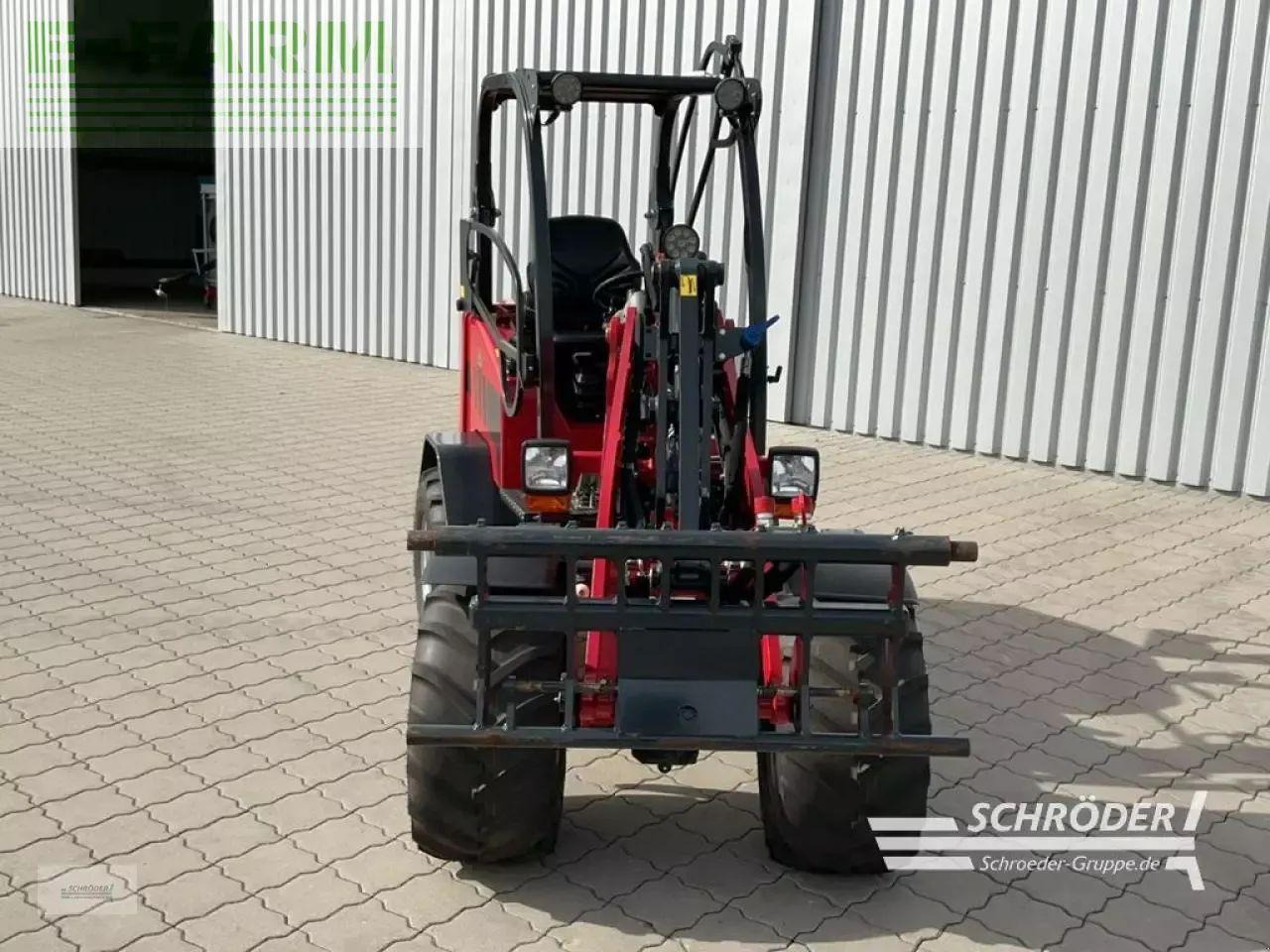 Chargeuse sur pneus Schäffer 3630