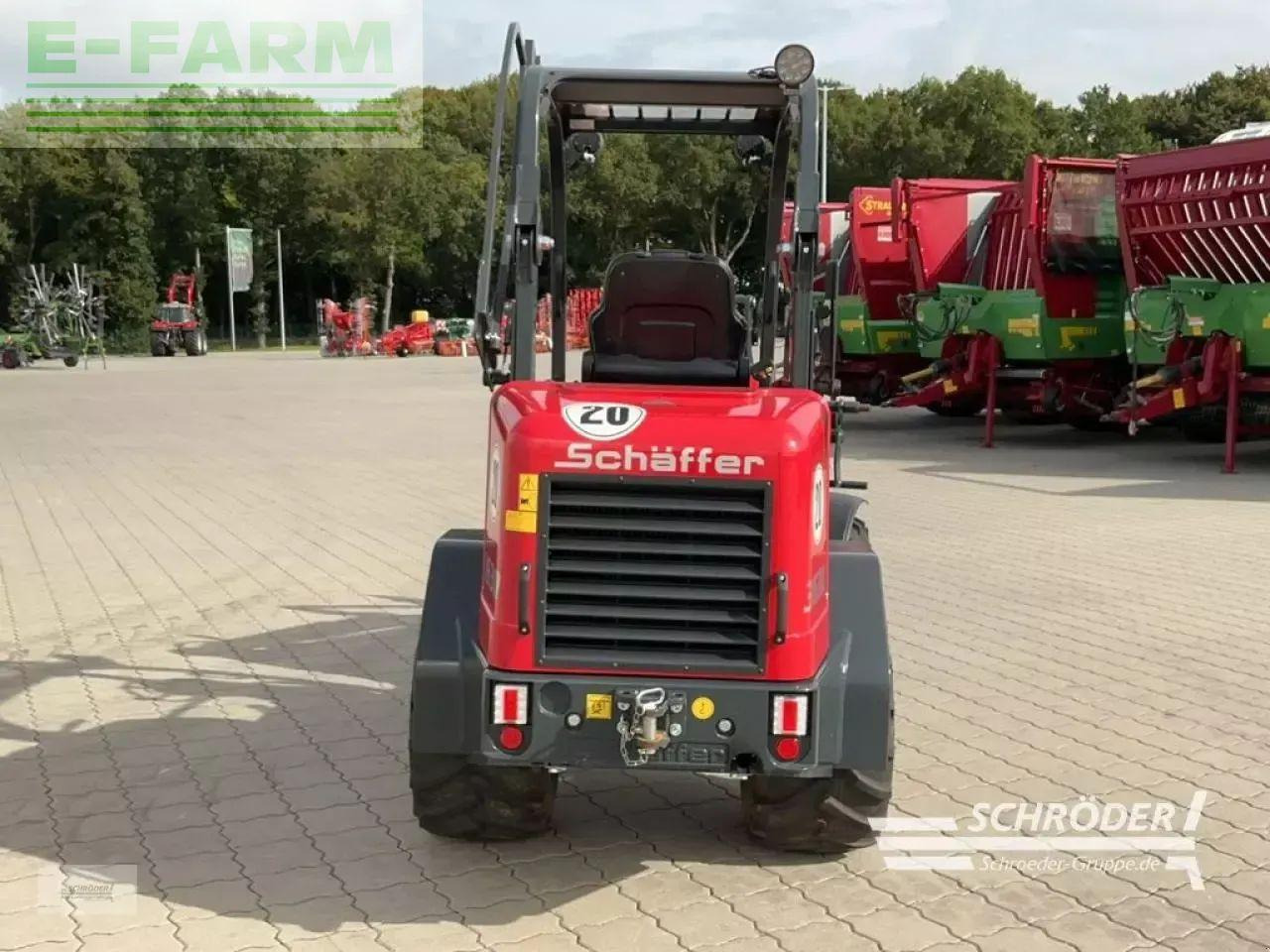 Chargeuse sur pneus Schäffer 3630