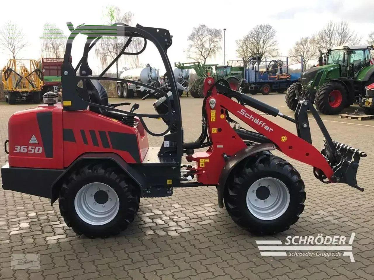 Chargeuse sur pneus Schäffer 3650