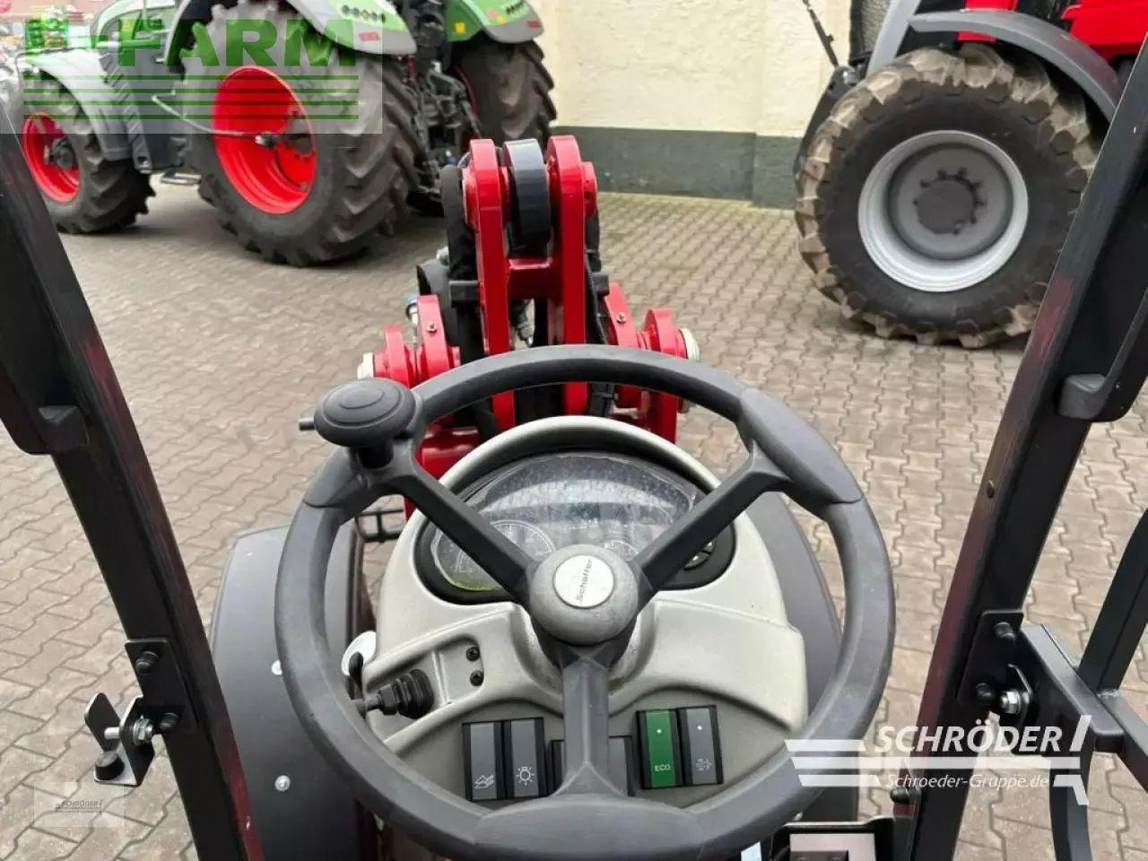 Chargeuse sur pneus Schäffer 3650