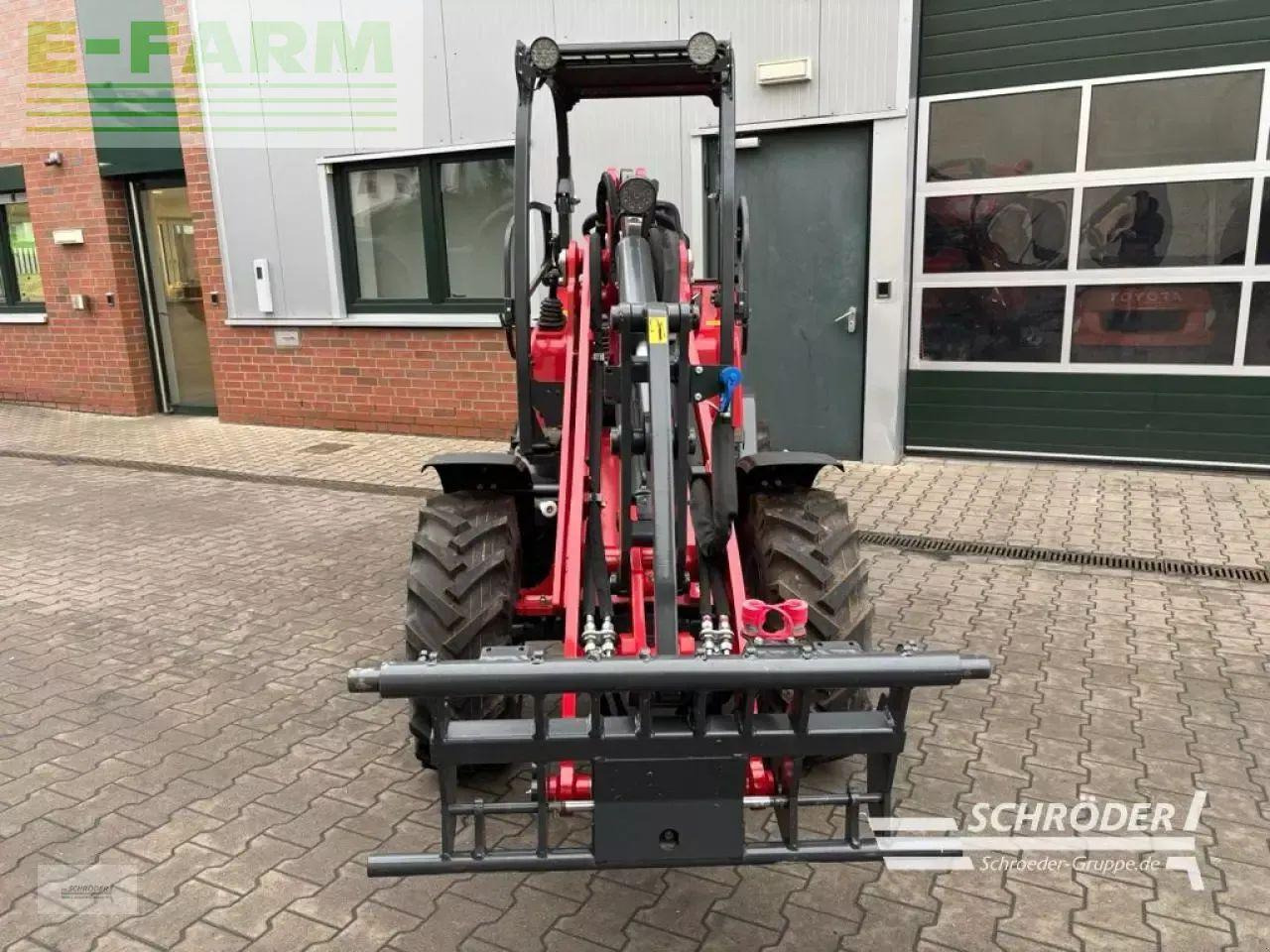 Chargeuse sur pneus Schäffer 3650