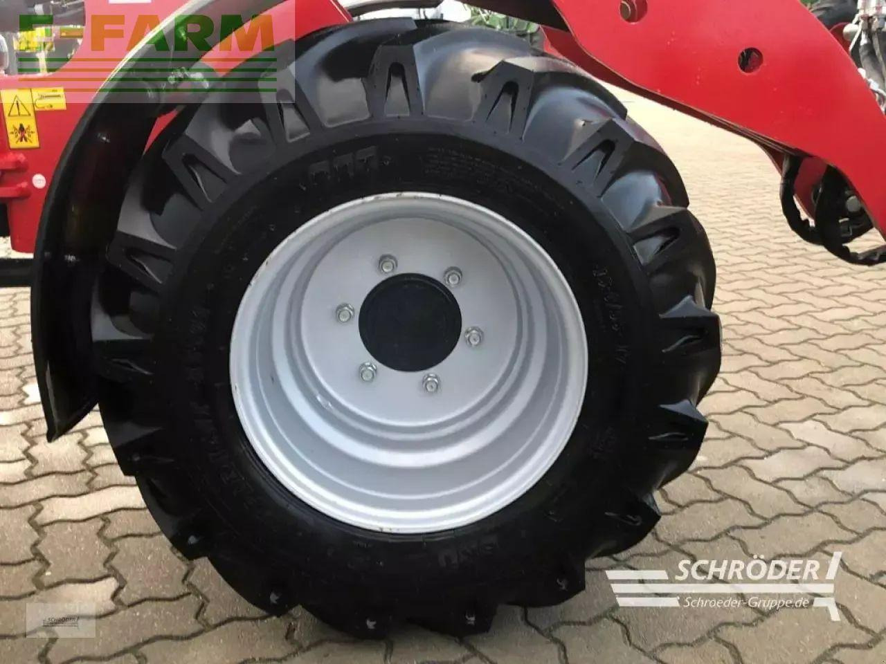 Chargeuse sur pneus Schäffer 3650
