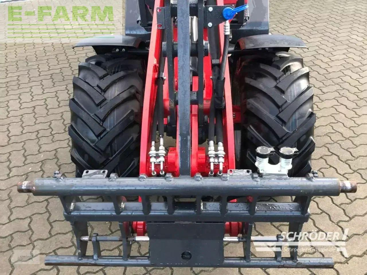 Chargeuse sur pneus Schäffer 3650