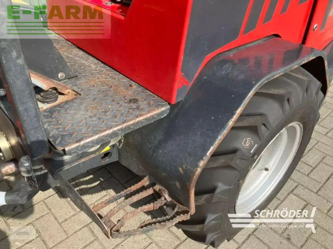 Chargeuse sur pneus Schäffer 4250