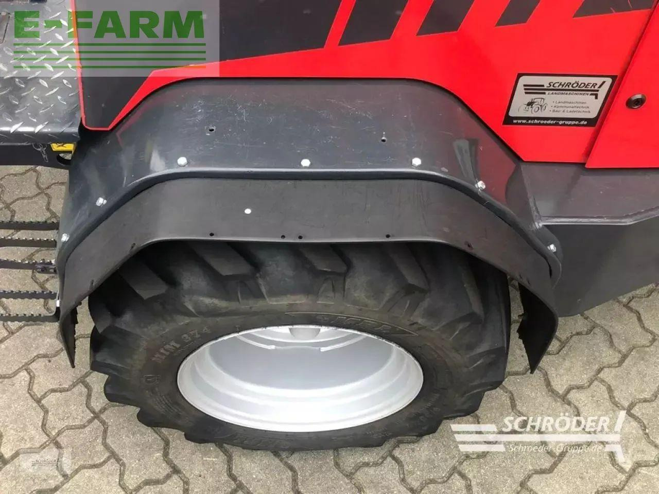 Chargeuse sur pneus Schäffer 4670