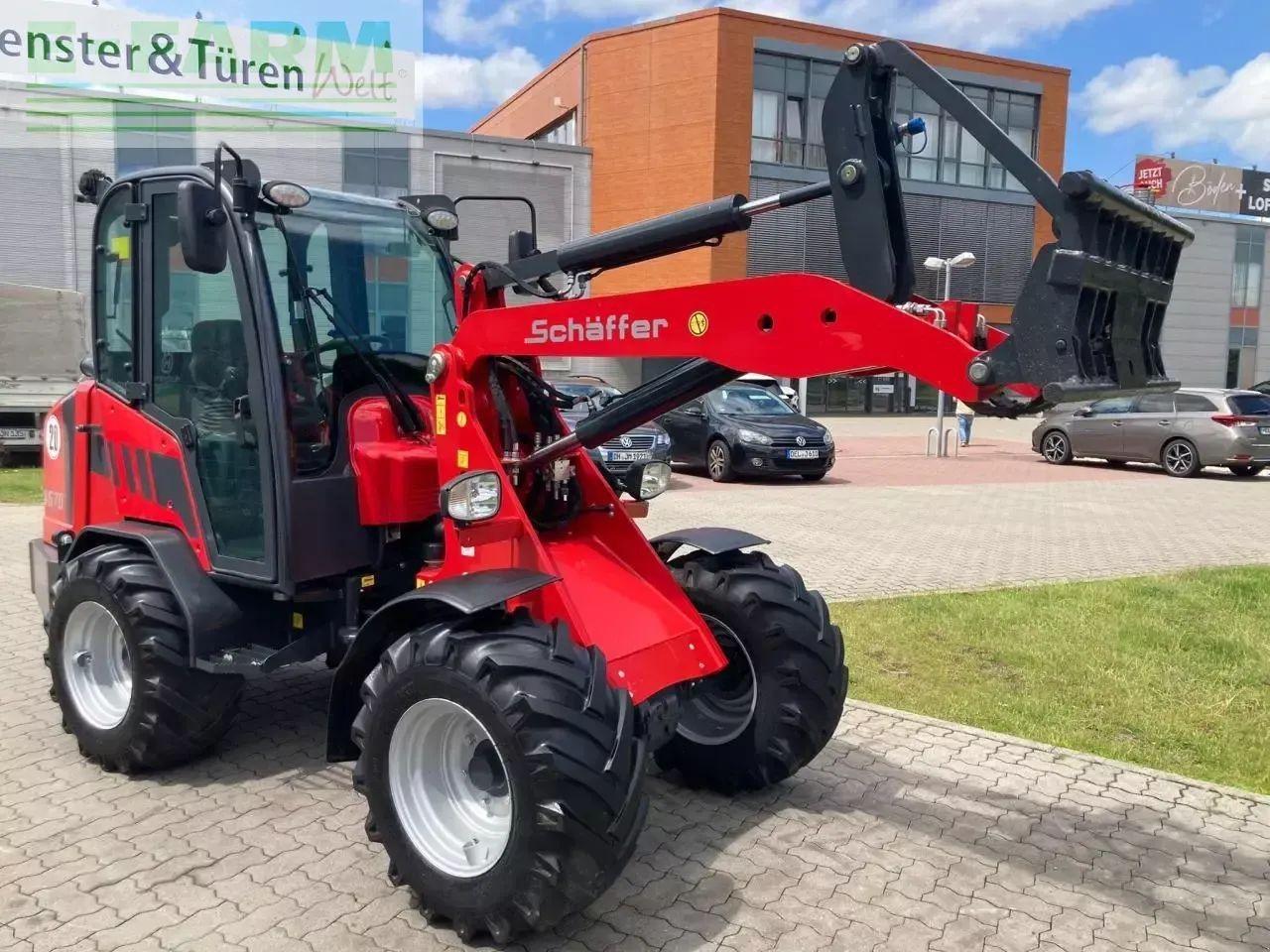 Chargeuse sur pneus Schäffer 4670