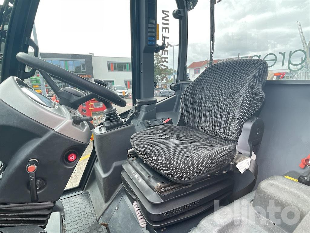Chargeuse sur pneus Schäffer 5470Z + Zubehör