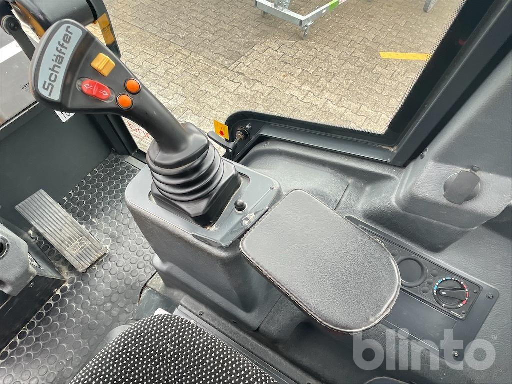 Chargeuse sur pneus Schäffer 5470Z + Zubehör