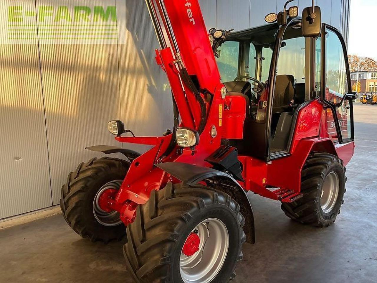 Chargeuse sur pneus Schäffer 5680 t