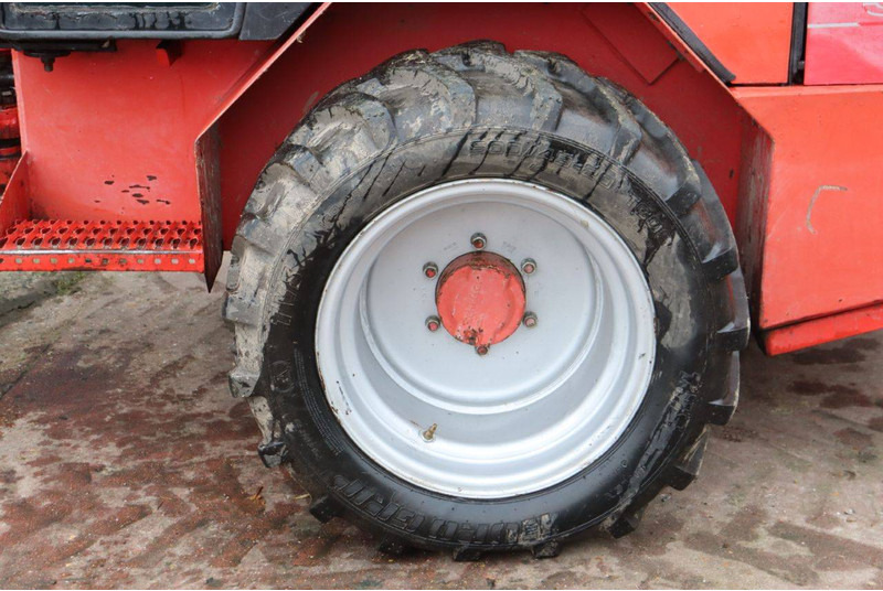 Chargeuse sur pneus Schäffer 570 TS