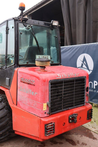 Chargeuse sur pneus Schäffer 570 TS