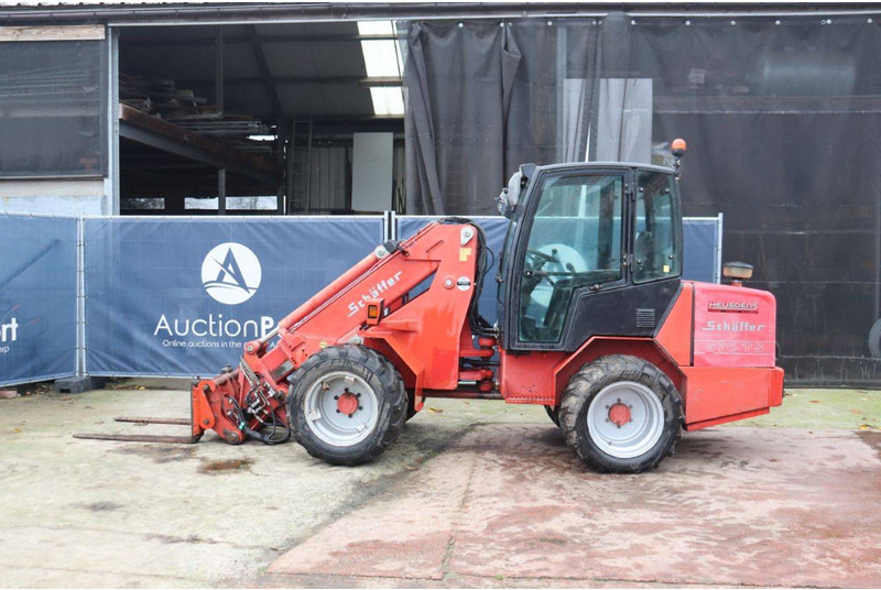 Chargeuse sur pneus Schäffer 570 TS