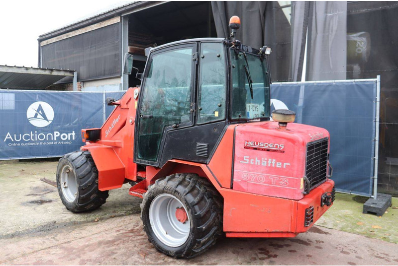 Chargeuse sur pneus Schäffer 570 TS