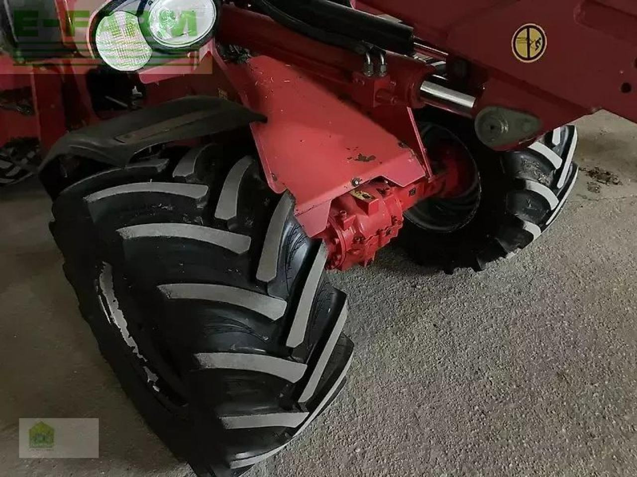 Chargeuse sur pneus Schäffer 6370t