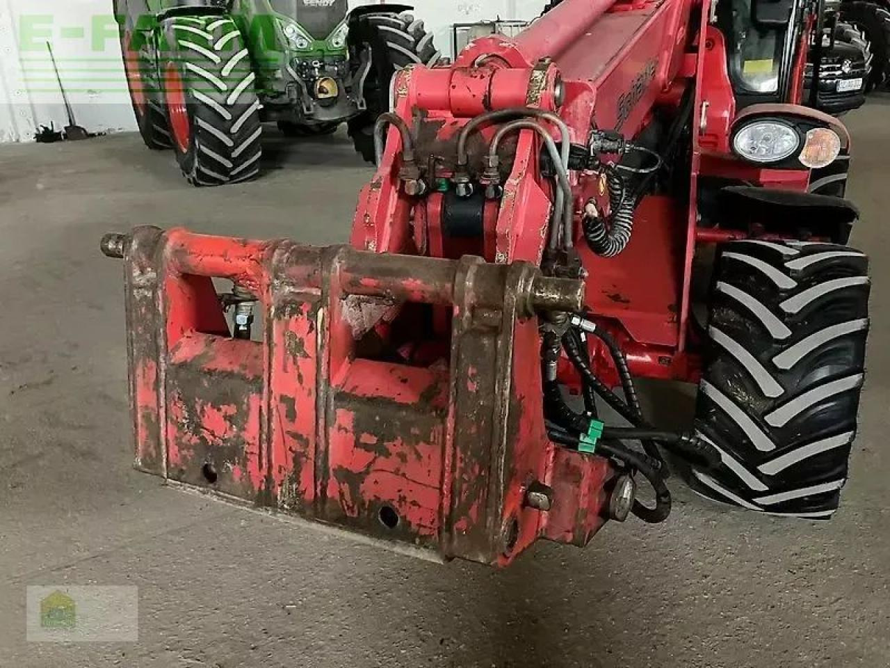 Chargeuse sur pneus Schäffer 6370t