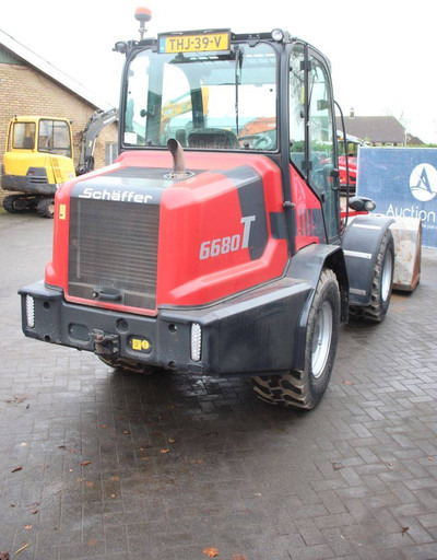 Chargeuse sur pneus Schäffer 6680T