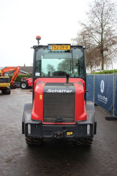 Chargeuse sur pneus Schäffer 6680T