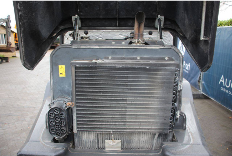 Chargeuse sur pneus Schäffer 6680T