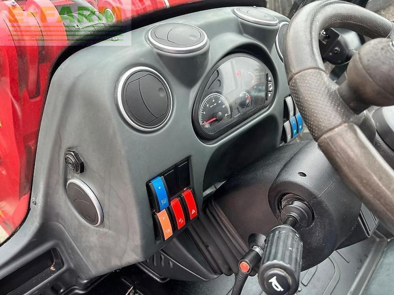 Chargeuse sur pneus Schäffer 6680 t