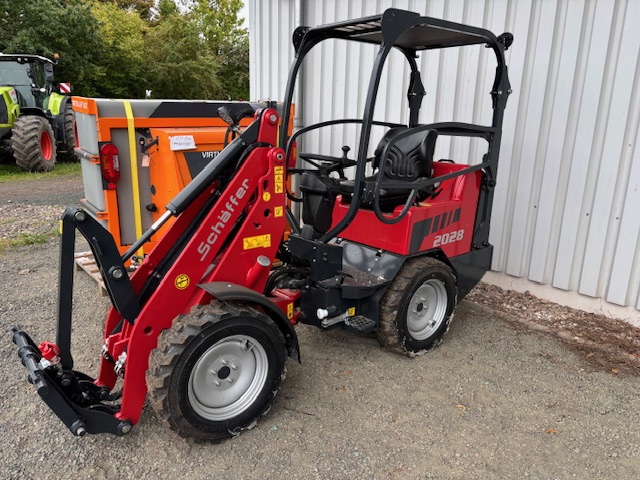 Chargeuse sur pneus Schäffer Hoflader 2028-2