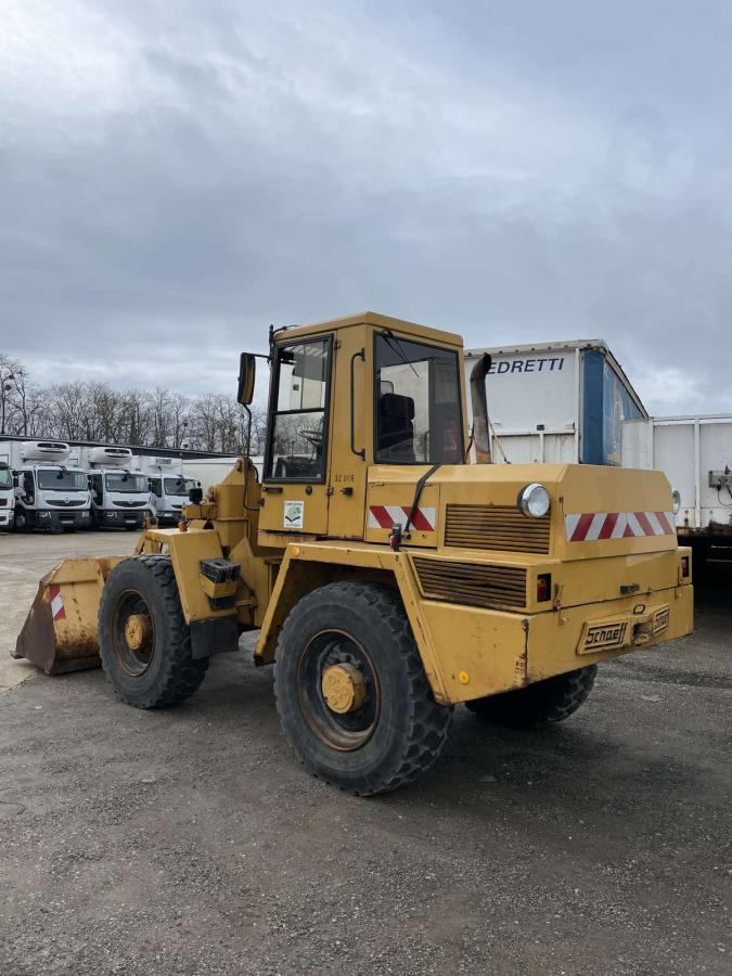 Chargeuse sur pneus Schäffer SJK 861