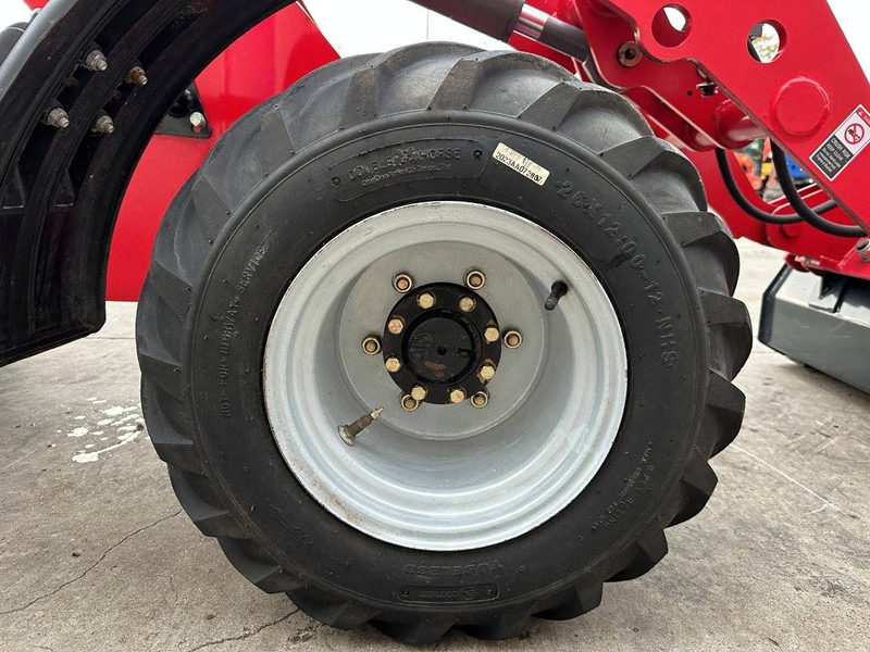 Chargeuse sur pneus Schmidt 707E