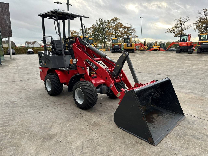 Chargeuse sur pneus Schmidt 707E