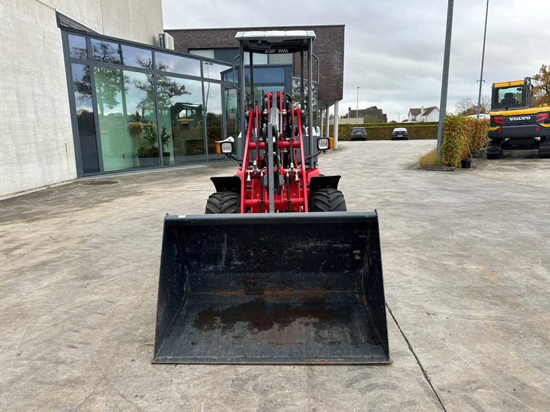 Chargeuse sur pneus Schmidt 707E